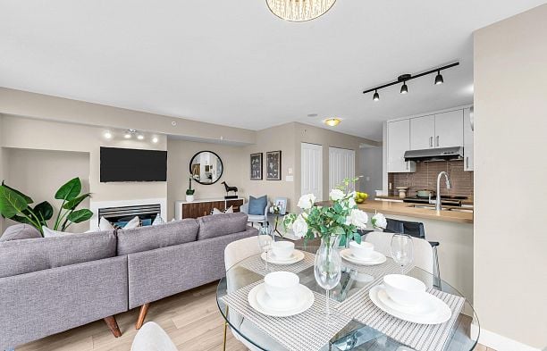 302 2121 W 38th Avenue Kerrisdale