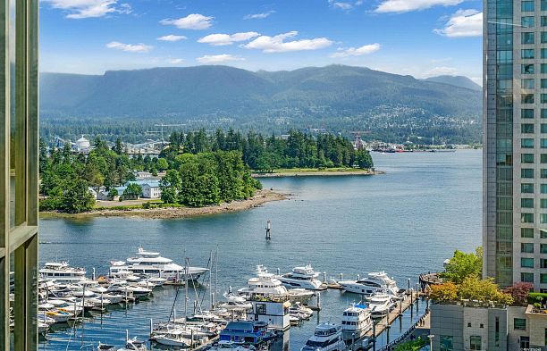 1304 555 Jervis Street Coal Harbour