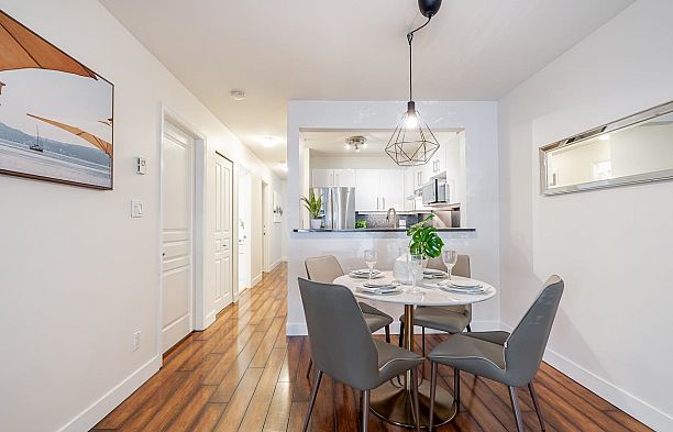 104 2268 W 12th Avenue Kitsilano