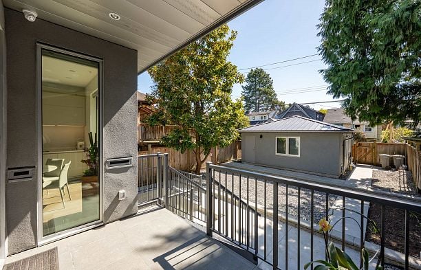 4360 4362 W 8th Avenue Point Grey
