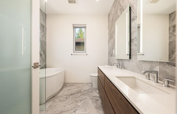 4360 4362 W 8th Avenue Point Grey