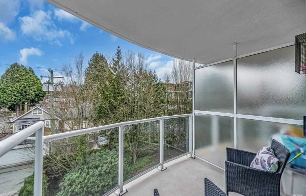 302 2121 W 38th Avenue Kerrisdale