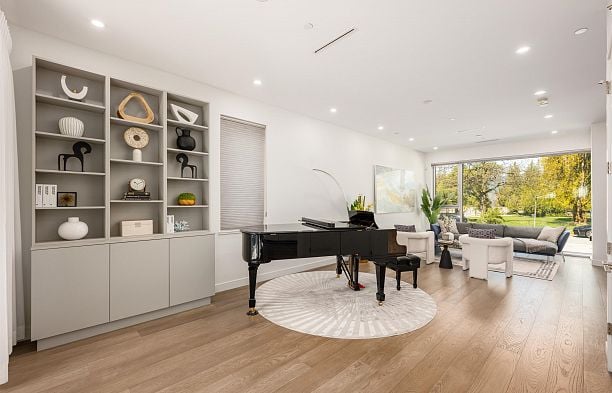 4360 4362 W 8th Avenue Point Grey