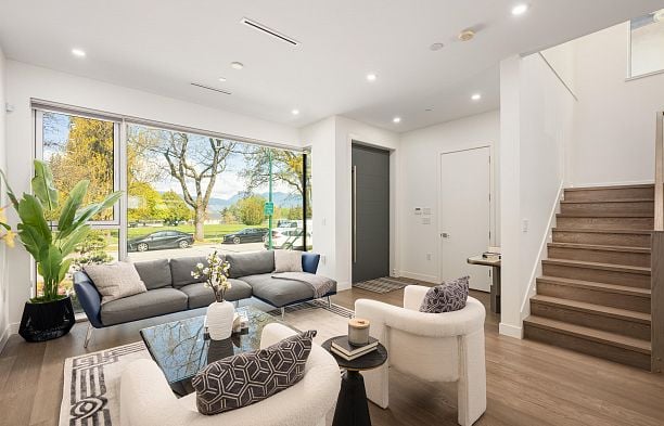 4360 4362 W 8th Avenue Point Grey