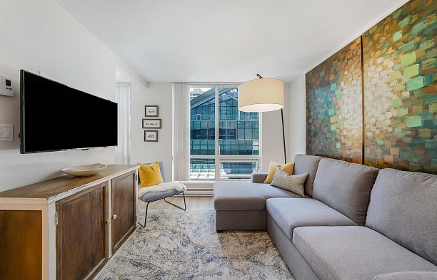 707 1166 Melville Street Coal Harbour
