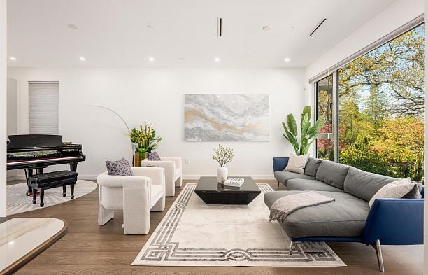 4360 4362 W 8th Avenue Point Grey