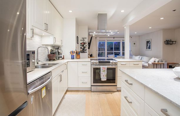 103 3220 W 4th Avenue Kitsilano