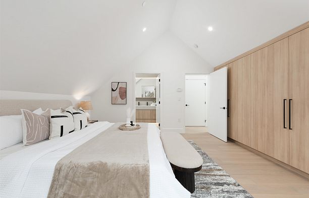 1 3151 W 10th Avenue Kitsilano