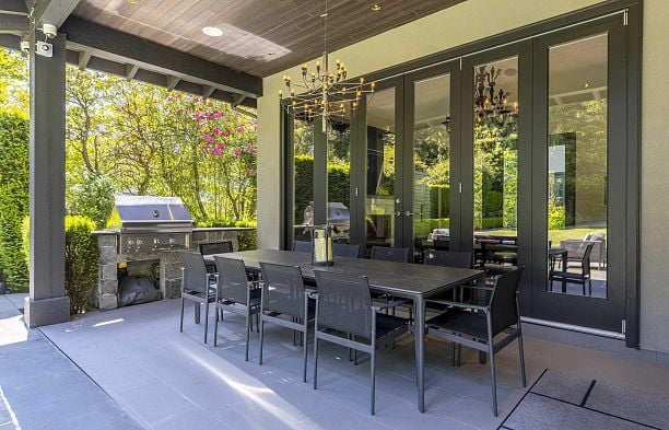 6448 Macdonald Street Kerrisdale