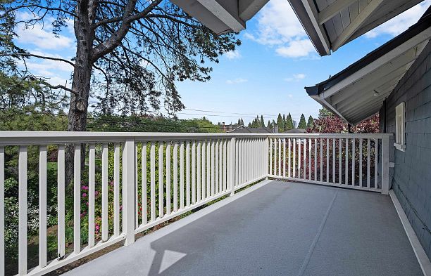 1105 Park Drive South Granville