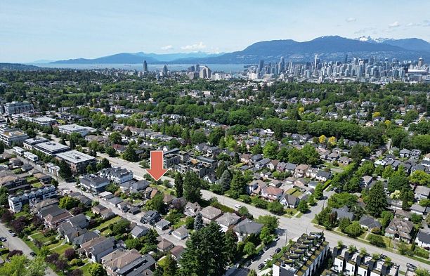 158 W King Edward Avenue Cambie