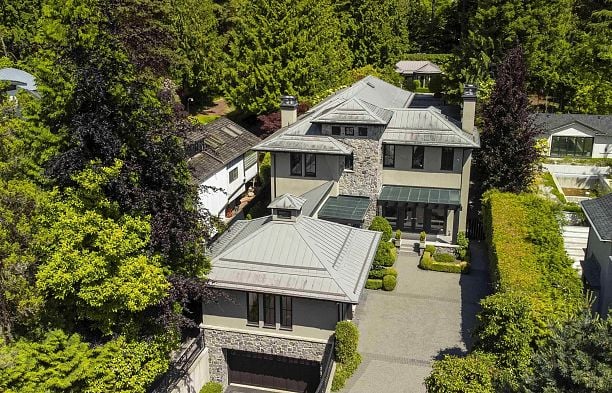 6448 Macdonald Street Kerrisdale