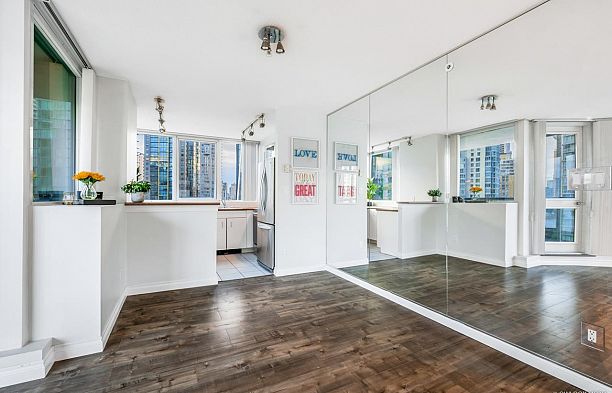 1806 588 Broughton Street Coal Harbour