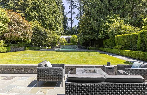 6448 Macdonald Street Kerrisdale
