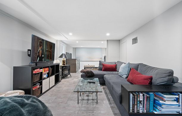 1105 Park Drive South Granville