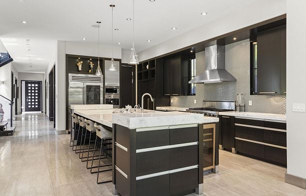 6448 Macdonald Street Kerrisdale