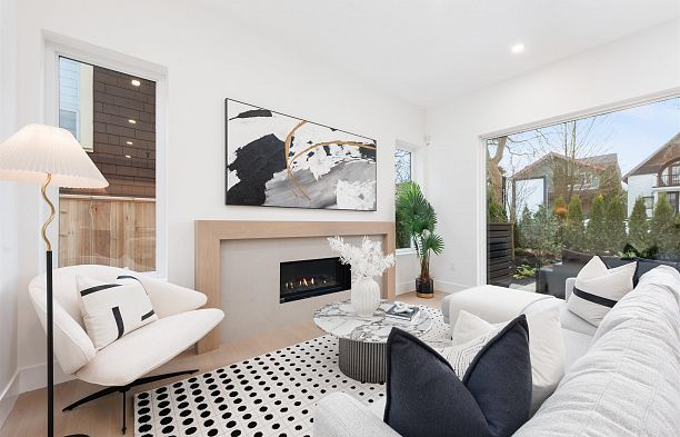 1 3151 W 10th Avenue Kitsilano