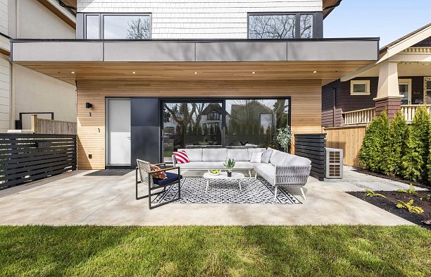 1 3151 W 10th Avenue Kitsilano