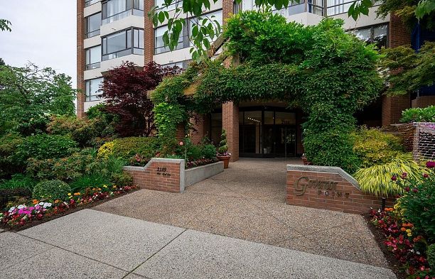 804 2189 W 42nd Avenue Kerrisdale