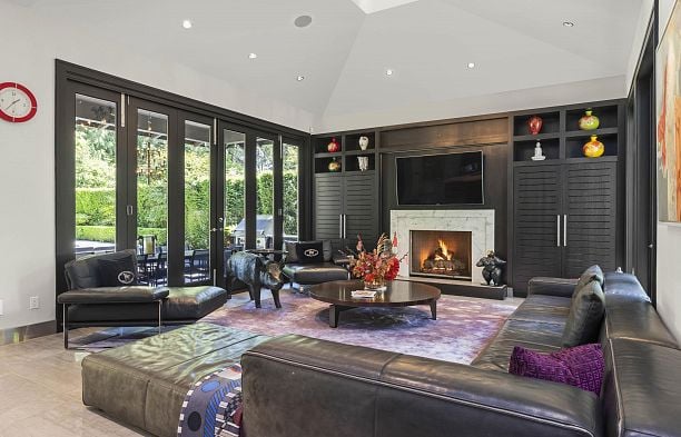 6448 Macdonald Street Kerrisdale