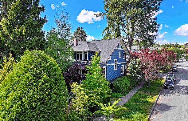 1105 Park Drive South Granville