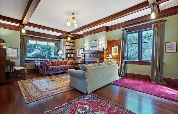 1105 Park Drive South Granville
