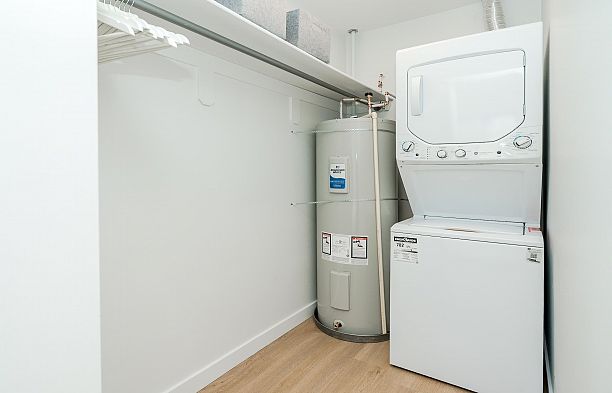 102 8690 Montcalm Street Marpole