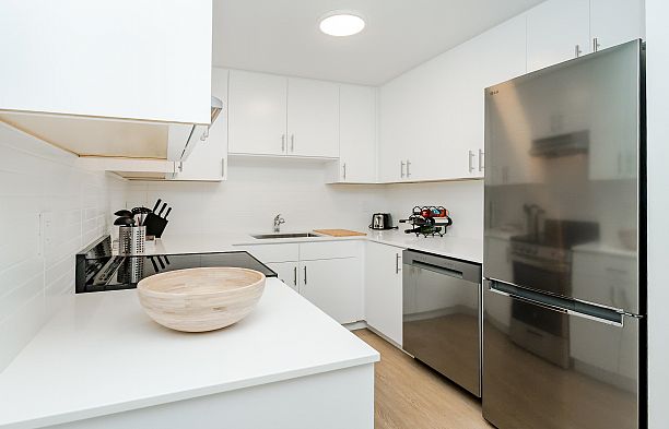 102 8690 Montcalm Street Marpole