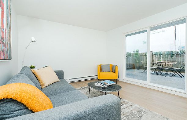 102 8690 Montcalm Street Marpole