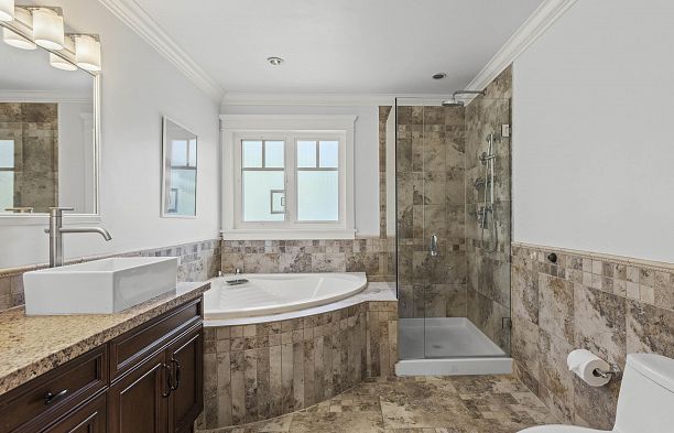 3007 W 33rd Avenue MacKenzie Heights