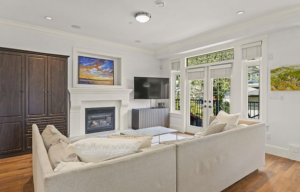 3007 W 33rd Avenue MacKenzie Heights