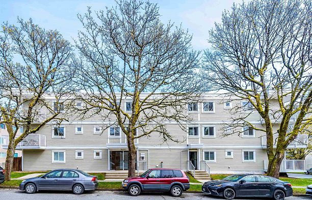 102 8690 Montcalm Street Marpole