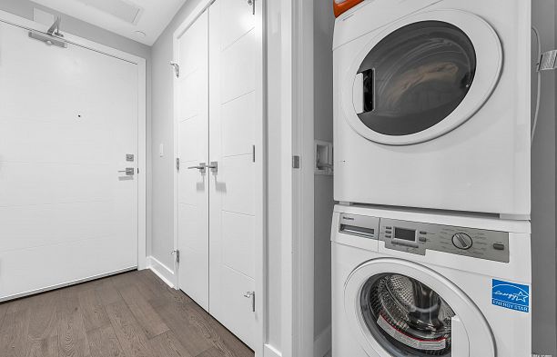 211 677 W 41st Avenue Cambie