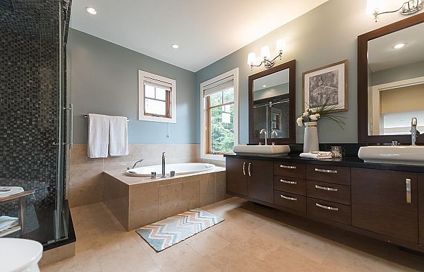 3936 Quesnel Drive Arbutus