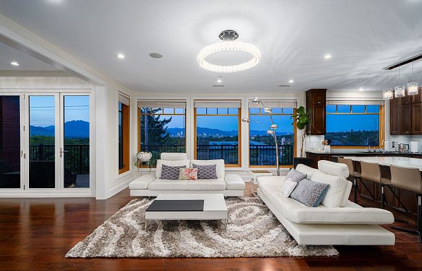 3936 Quesnel Drive Arbutus