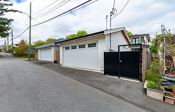 116 E 39th Avenue Main