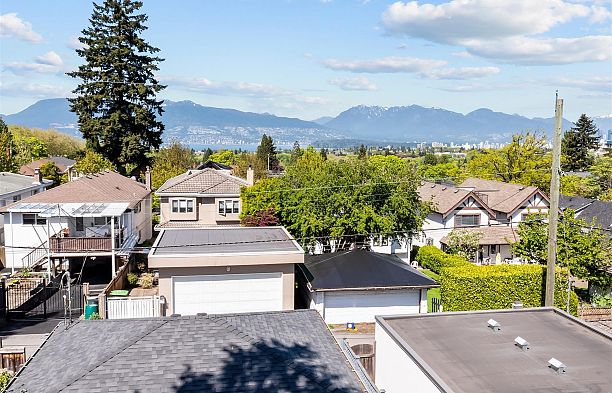 3123 W 27th Avenue MacKenzie Heights