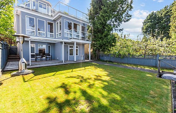 3123 W 27th Avenue MacKenzie Heights