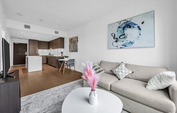 407 6328 Cambie Street Oakridge VW