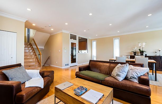 3123 W 27th Avenue MacKenzie Heights