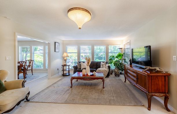 3088 W 21st Avenue Arbutus