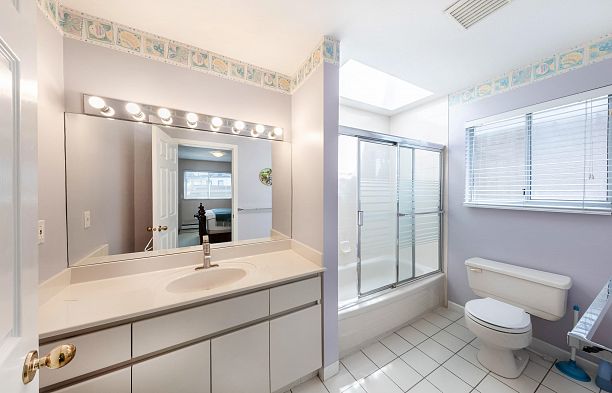 3088 W 21st Avenue Arbutus