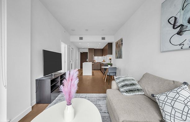 407 6328 Cambie Street Oakridge VW