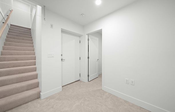 6272 Oak Street Oakridge VW