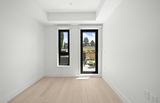 6272 Oak Street Oakridge VW