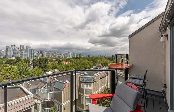 108 1141 W 7th Avenue Fairview VW