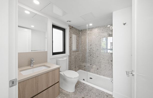 6272 Oak Street Oakridge VW