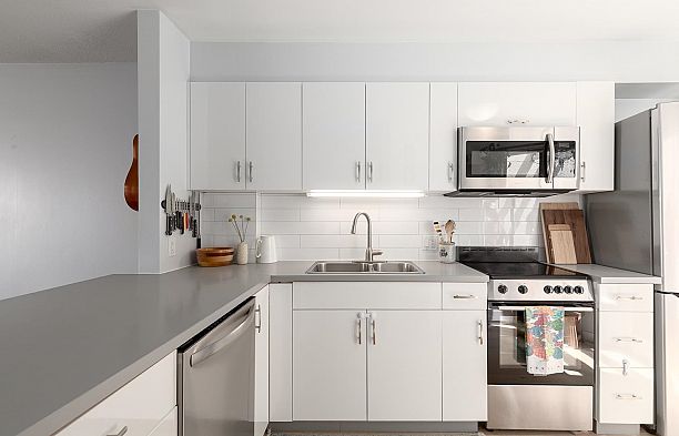 108 1141 W 7th Avenue Fairview VW