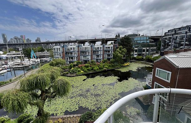 404 1551 Mariner Walk False Creek