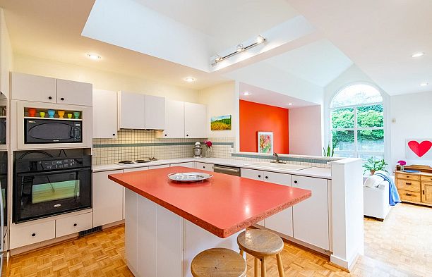 2998 W 24th Avenue Arbutus